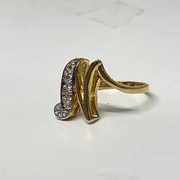 10K gold diamond initial ring (any initial) - Picture 2 of 2